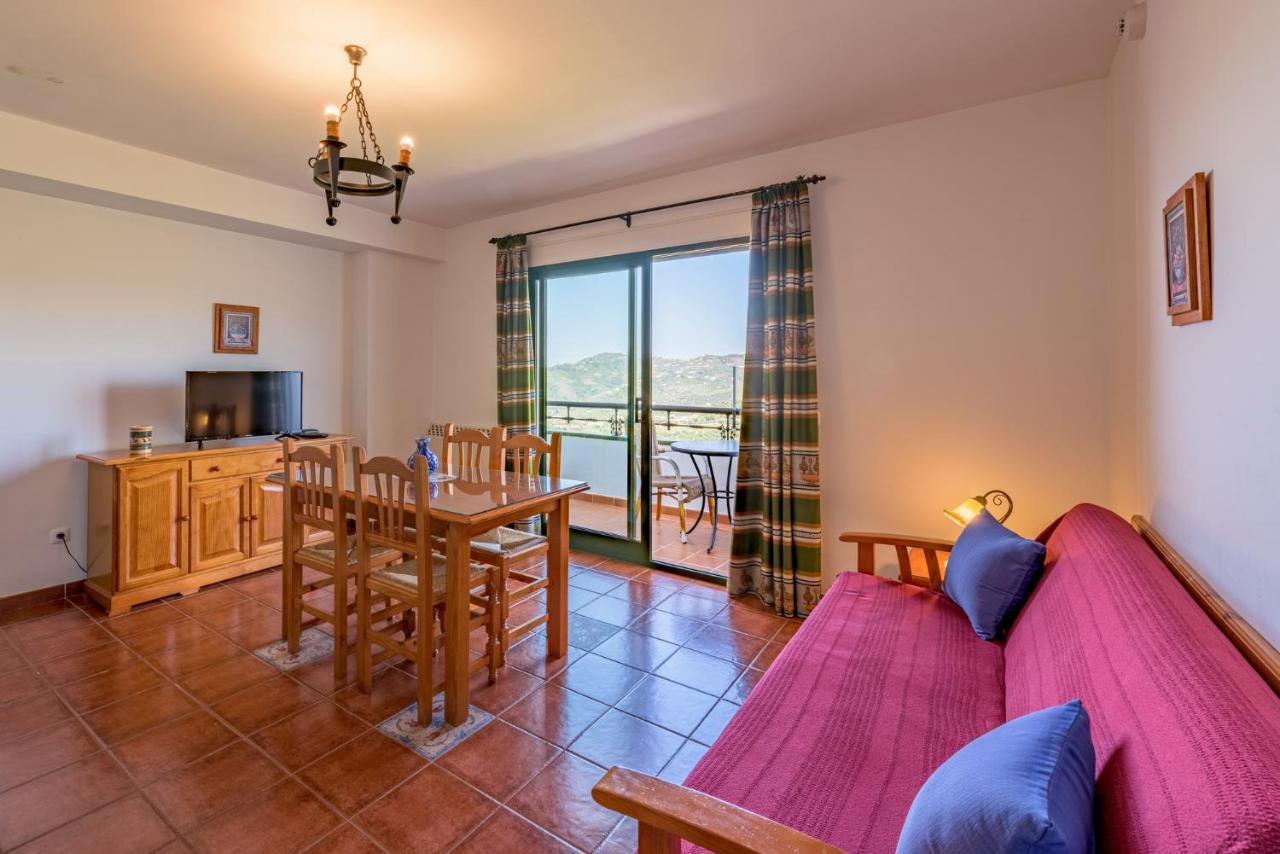 Apartamentos Rosamarina Фригиляна Екстериор снимка