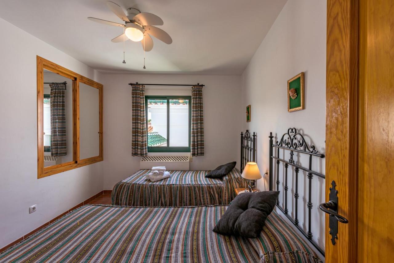 Apartamentos Rosamarina Фригиляна Екстериор снимка