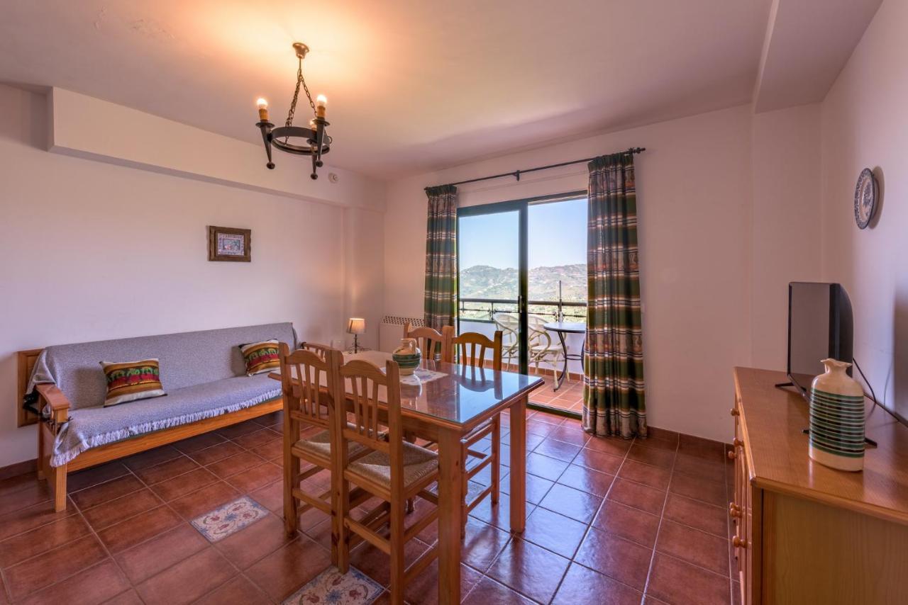 Apartamentos Rosamarina Фригиляна Екстериор снимка